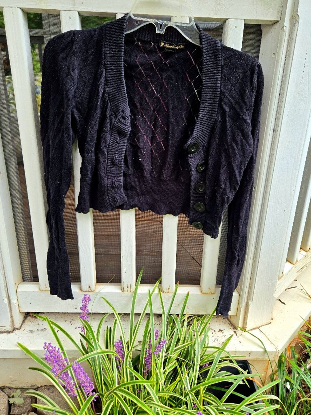 Forever 21 black cotton crop cardigan